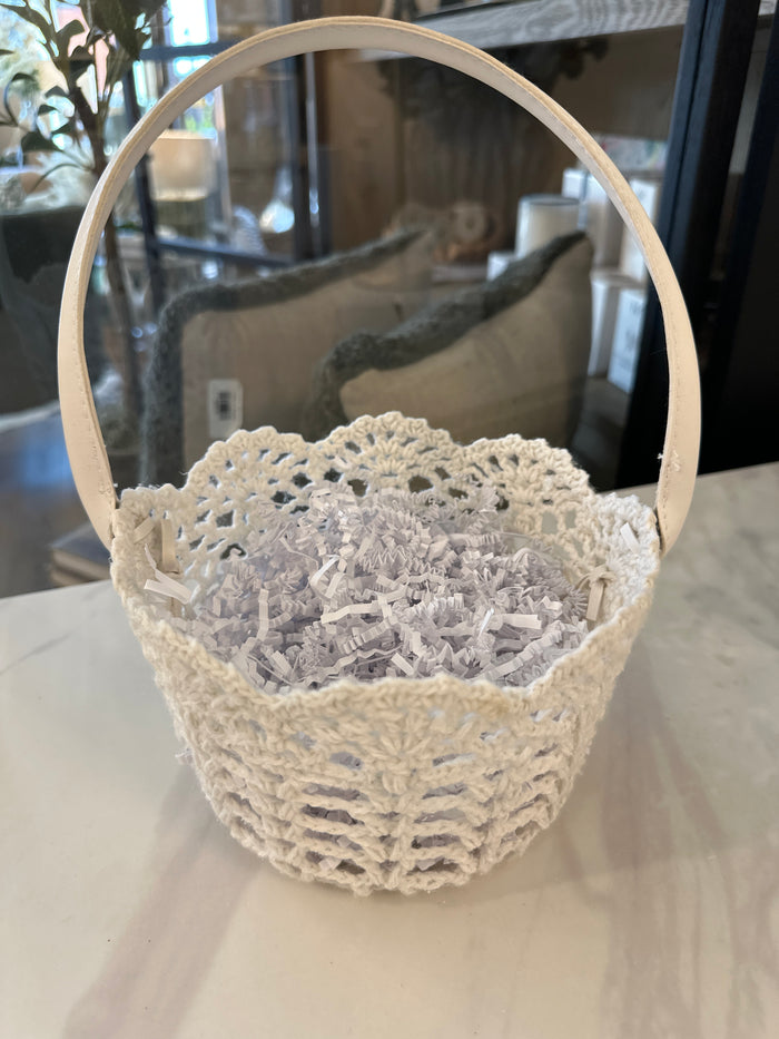 Crochet Basket w/Leather Handle