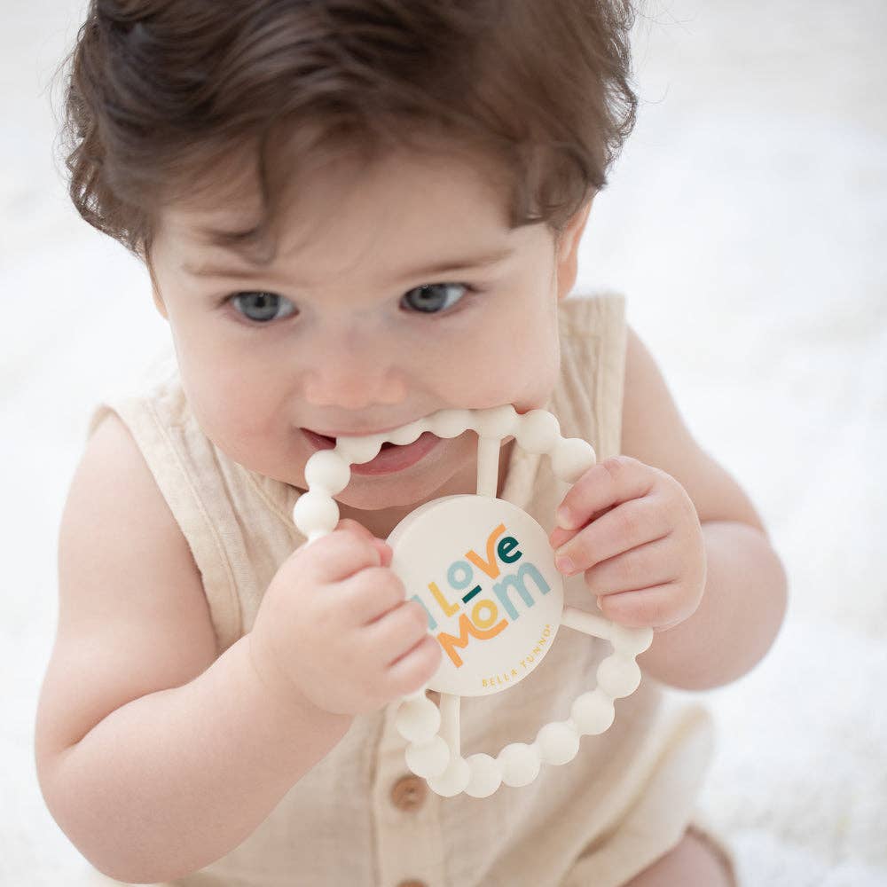 Happy Teether - I Love Mom
