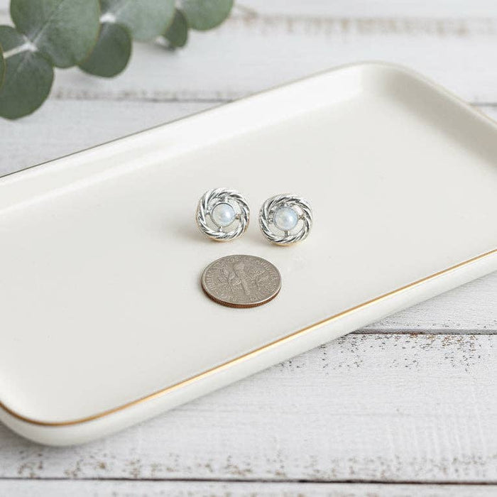 Pearl in Twists Earrings