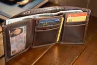 Georgia Bulldogs Men's Collegiate Trifold Leather Wallet.
