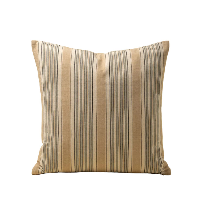 Beatrice Pillow - 20 x 20