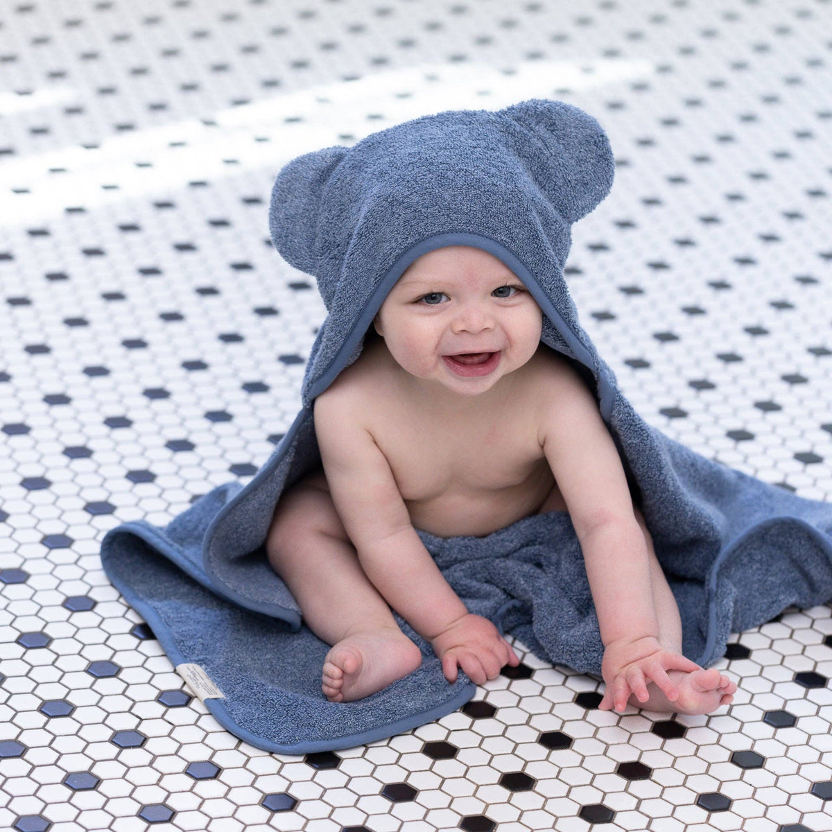 Hooded Towel + Wash Mitt Set Rain