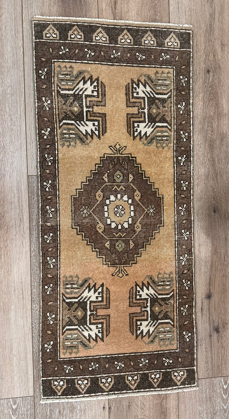 Vintage Turkish Rug - Hand-Knotted