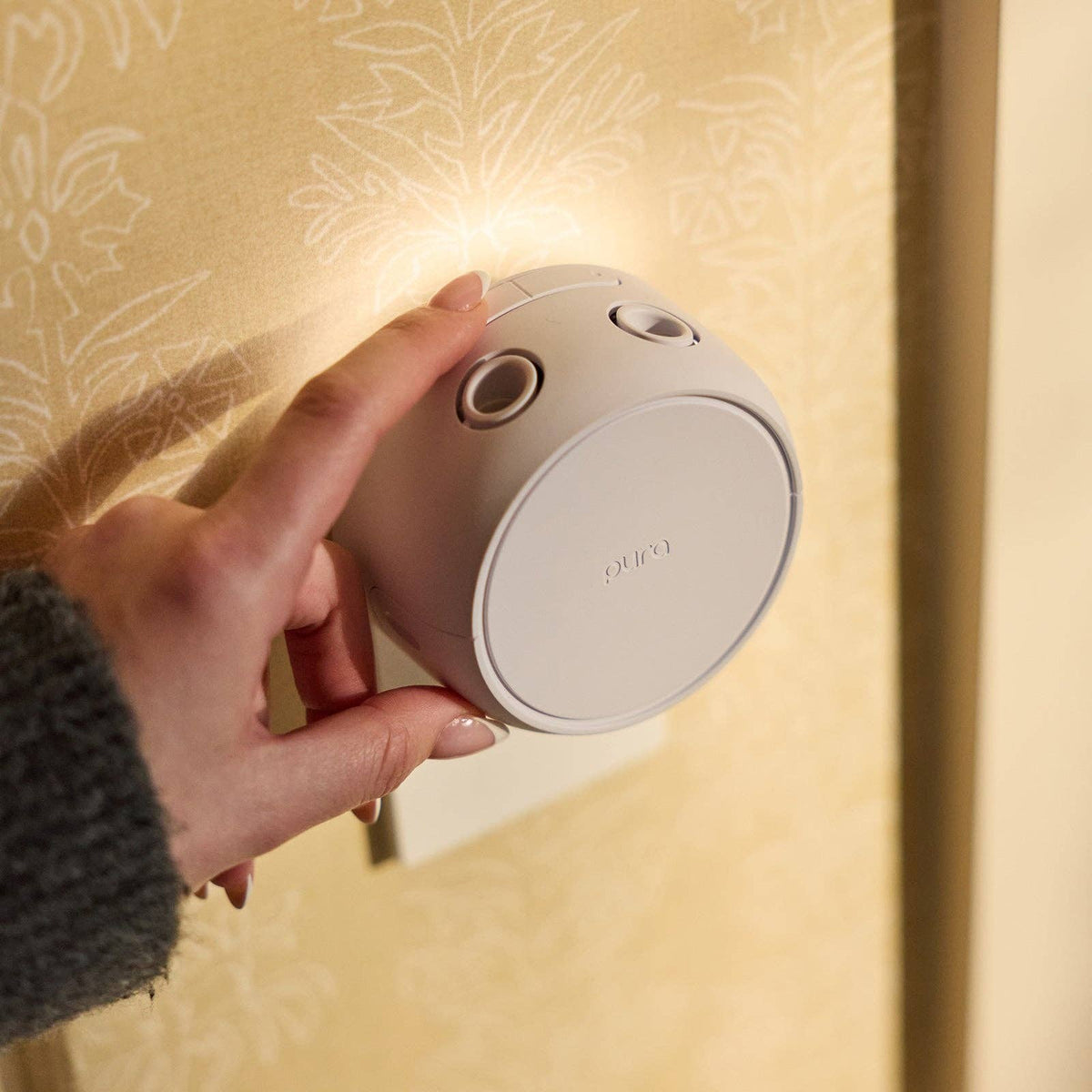 Pura™ Smart Home Fragrance Diffuser (V5)