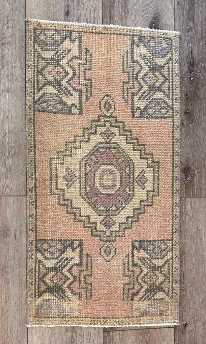 Vintage Turkish Rug - Hand-Knotted