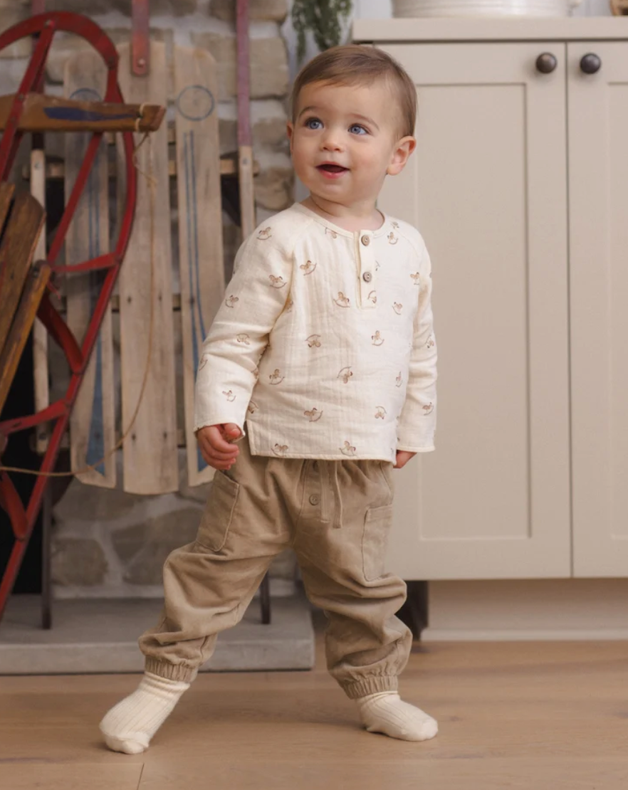 Luca Pant || Latte