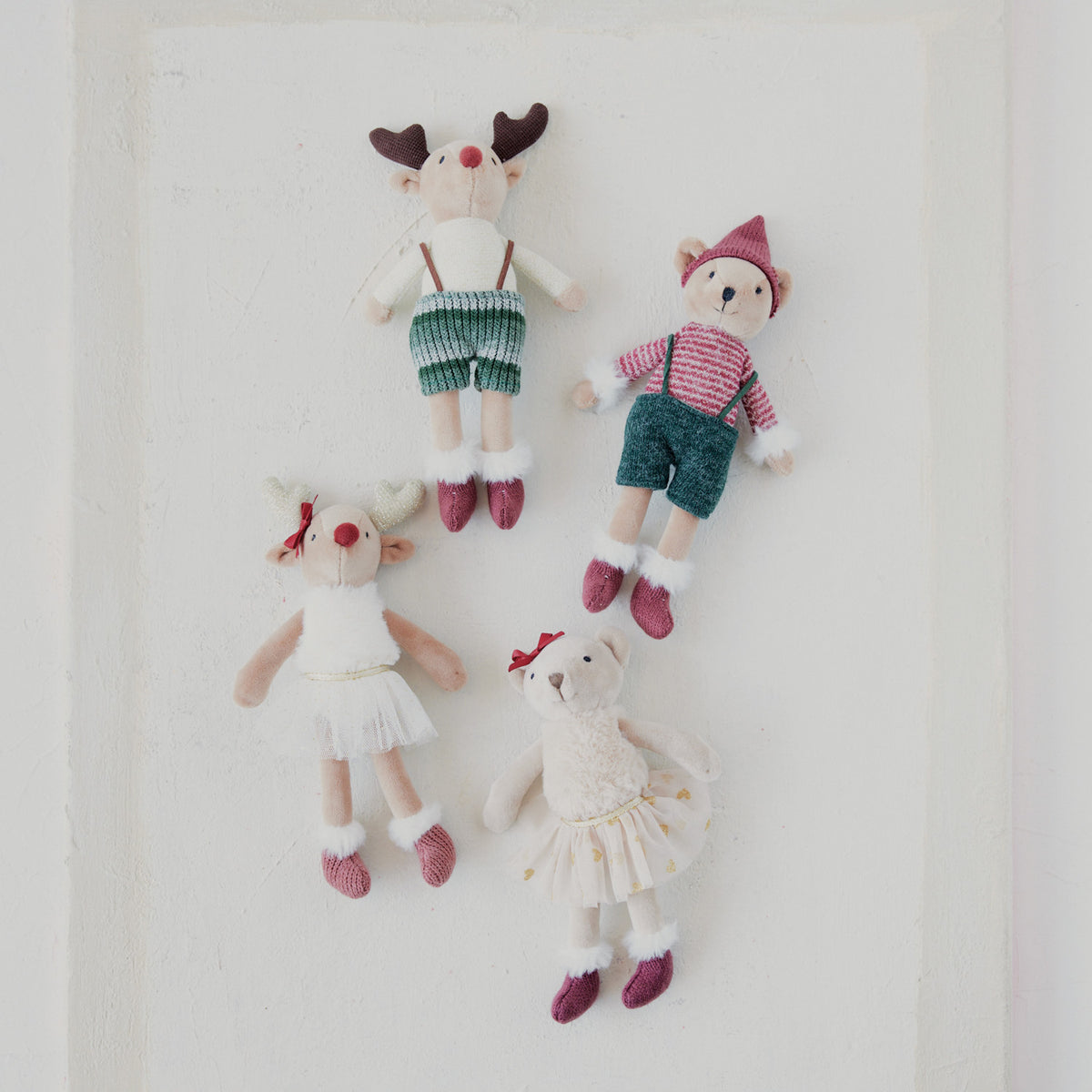Reindeer/Bear in Clothes, 4 Styles